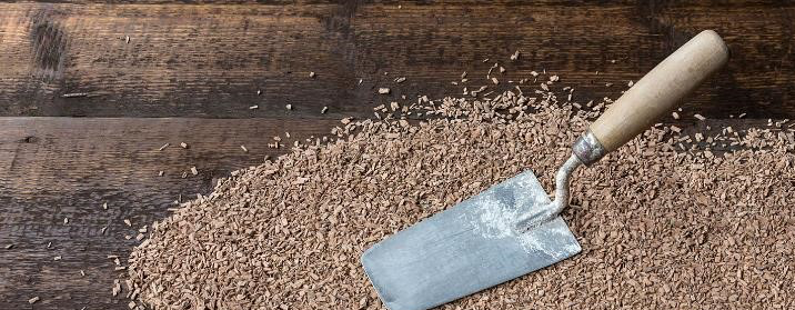 CW 020: trockene Nivellierschüttung in einer nachhaltigen Produktion – umweltfreundlicher Dämmstoff für ökologisches Bauen